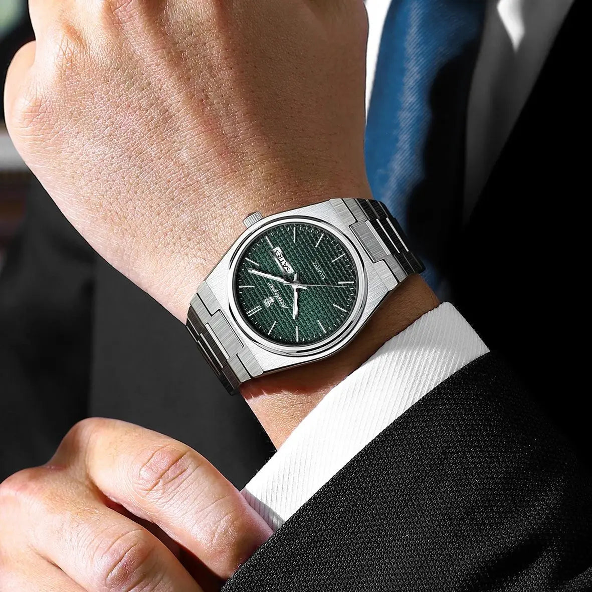 Full Calendar Stainless Steel Watch – Luminous Dial with Date, Week & Hidden Clasp