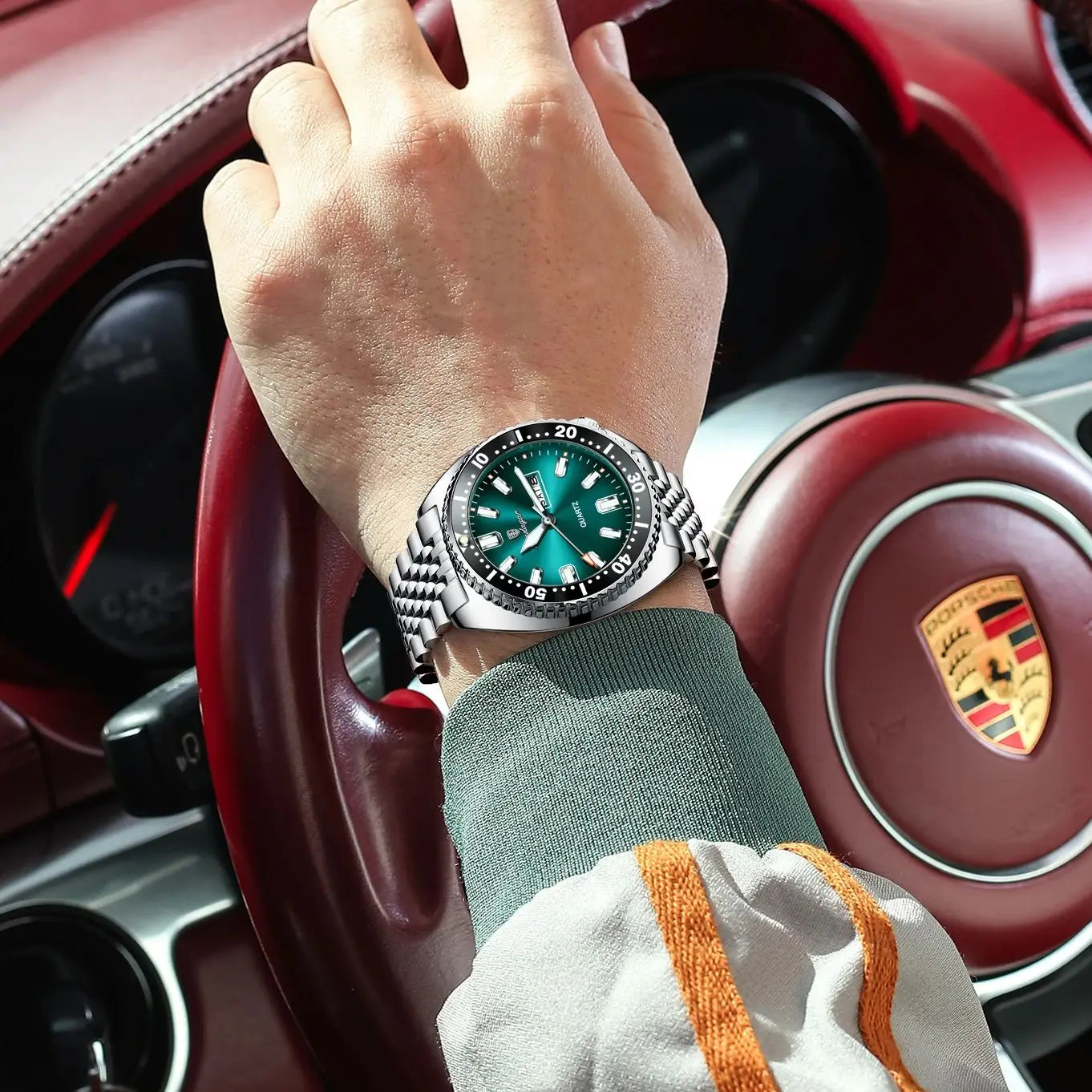 Large Full Calendar Watch – Luminous Dial with Hidden Clasp Bracelet